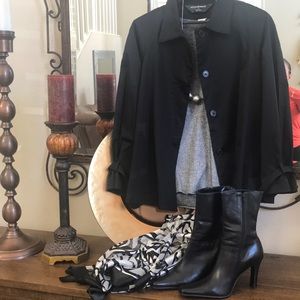 Norma Kamali short trench